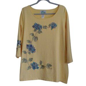 Quacker Factory Butter Yellow 3D Floral Artsy Hydrangea Feminine Casual Shirt XL